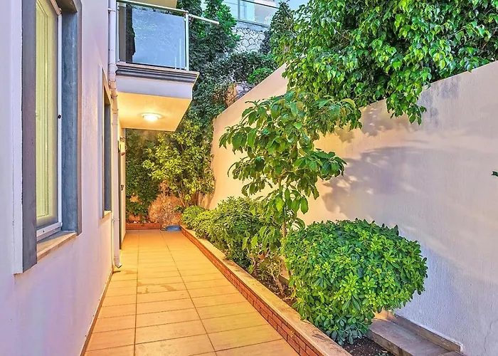 4 Bedroom Villa In Kisla Bay Close To The Beach