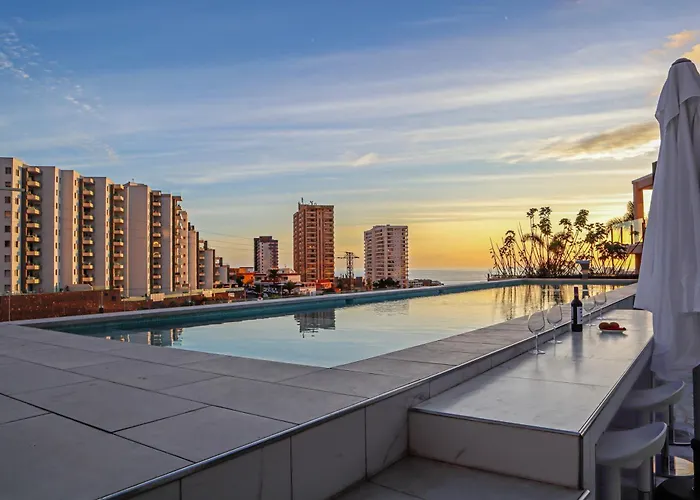 Nirvana - Luxury Villa With Heated Pool