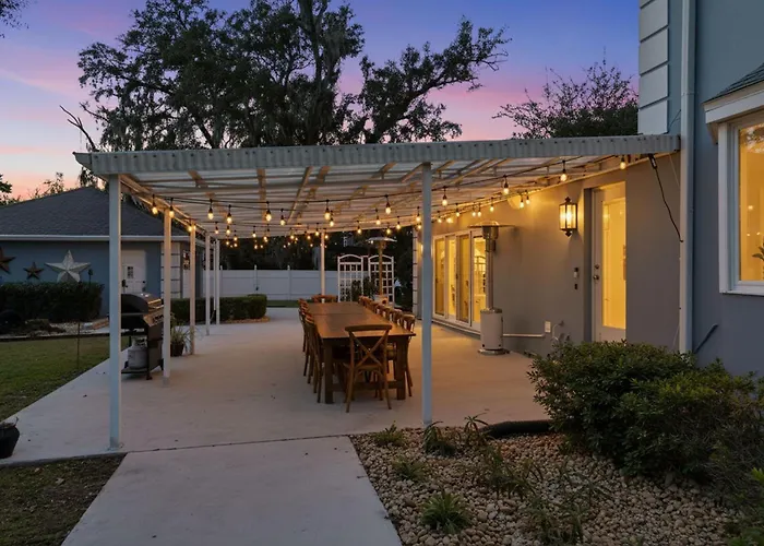 Events & Weddings Welcome! Lake View Pool Home