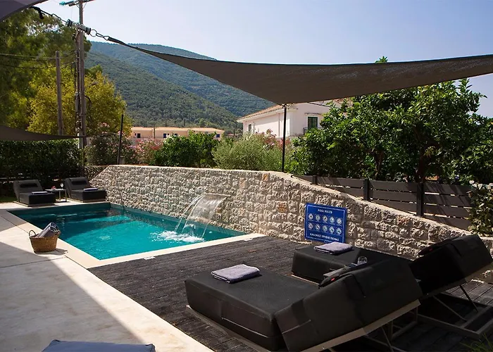 Seascape Villas Vassiliki - Beachfront Villas