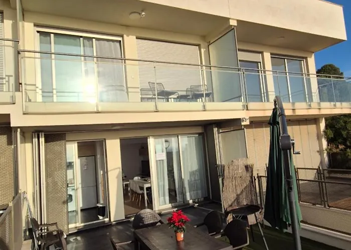 Adosado Familiar 160 M, 2 Piscinas, Vistas Al Mar Y Montana, 7 Personas, Wifi, Mascotas, Cuna