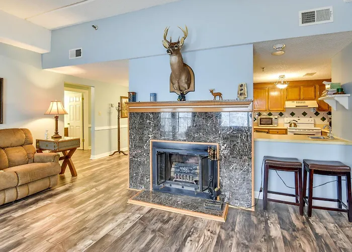 < 4 Mi To Sugar Mtn Resort: Condo W/ Indoor Pool!