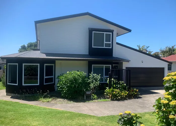 Ohope Coastal Escape