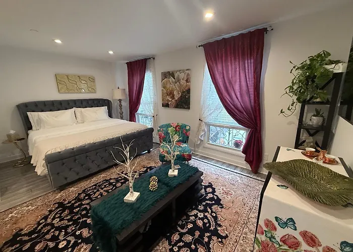 Eleni'S Charming Studio
