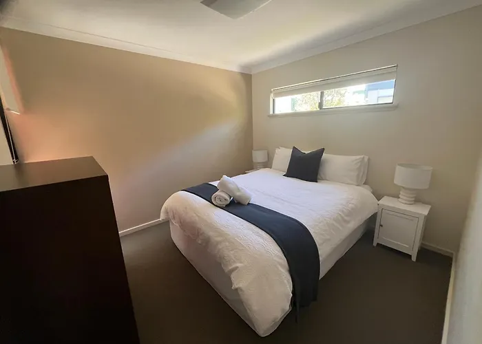 2 Bed Self-Contained Beach Shack