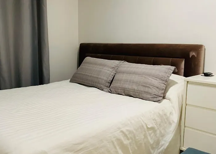 Calmo e aconchegante apartamento térreo com quintal