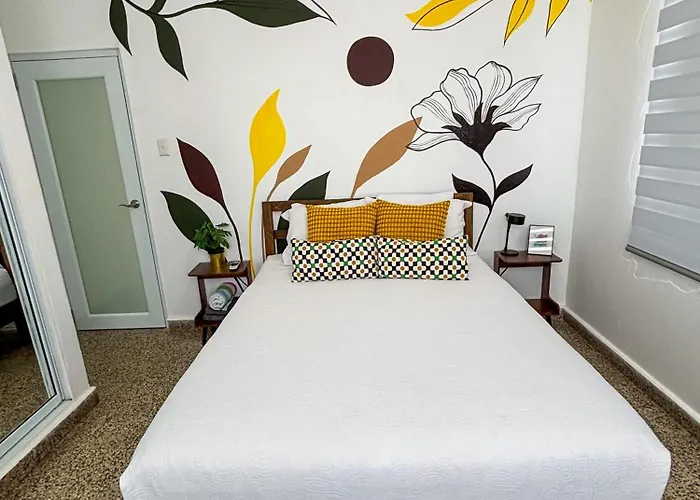 Centric San Juan Apartment With Water Back Up