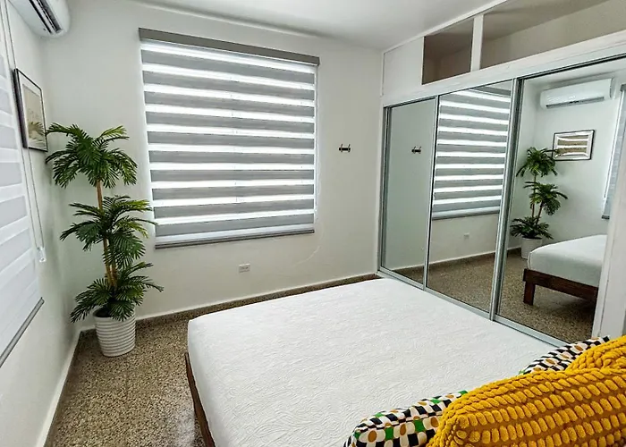Centric San Juan Apartment With Water Back Up