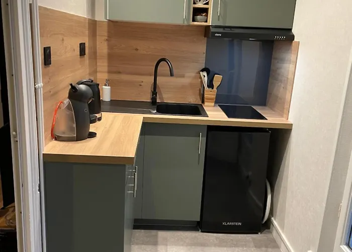 Dinard: Studio A 100 M De La Plage De L'Ecluse