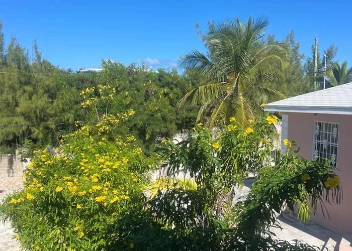 Steps Away From Adventure -2Bedroom & 2 Bath
