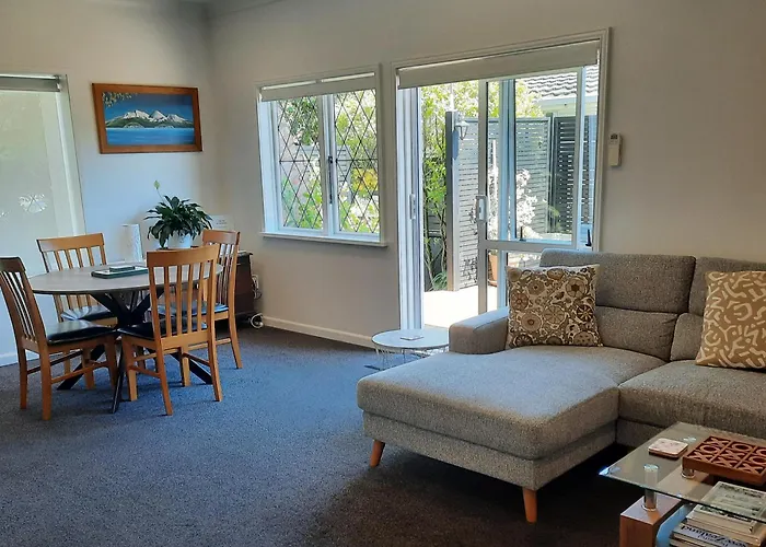 Villa One On Fitzherbert