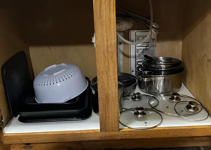 Just Like Being At Home- Newly Renovated Unit