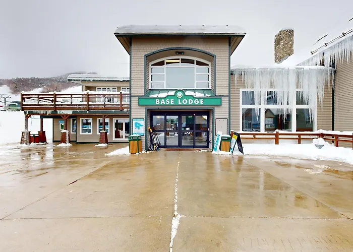 Waterville Vacation Condo