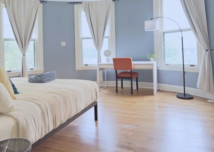 Westcott Suite Apartments