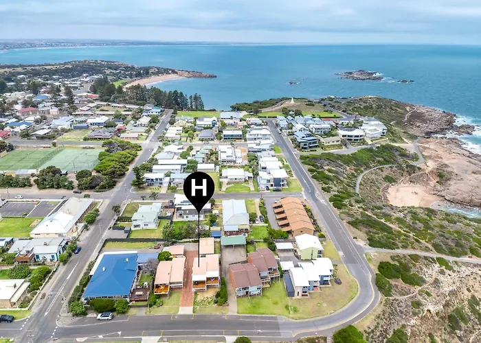 Neptune - 2 4 Hutton St Port Elliot Linen Included