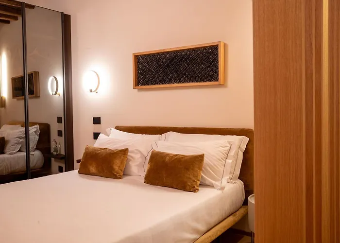 Palazzo Carpe Diem Exclusive Suites In The Heart Of Prato Della Valle