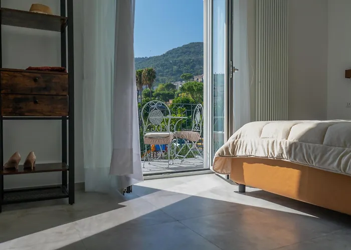 Delphi Soggiorni Romantic Suites With Private Terrace - Ischia Porto