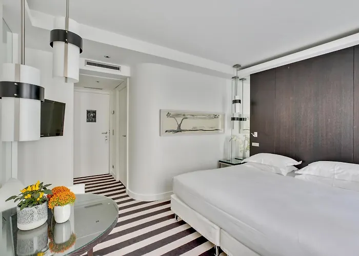 Le A Hotel Paris