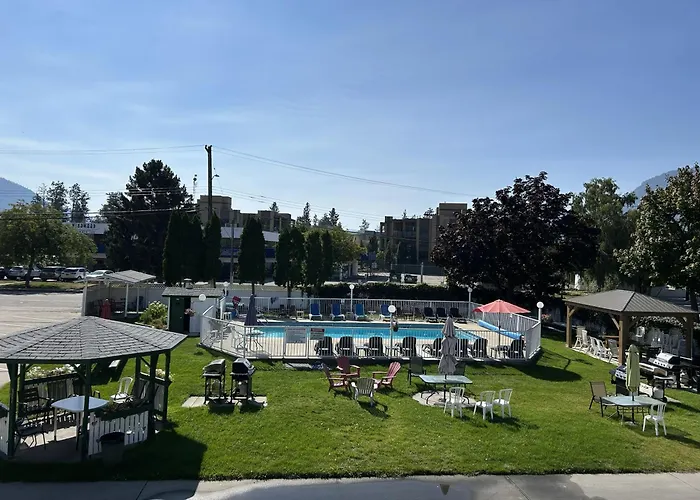 Empire Motel