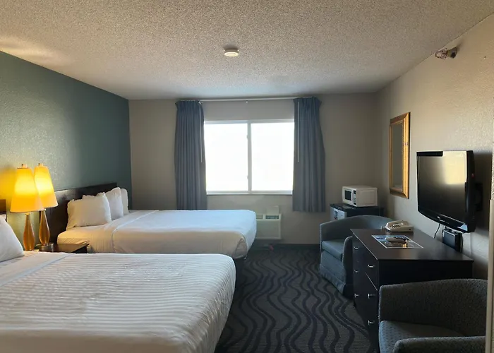 Baymont Inn & Suites By Wyndham Lincoln Ne