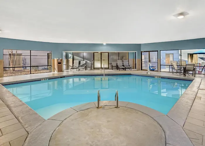 Best Western Plus Mcdonough Inn & Suites