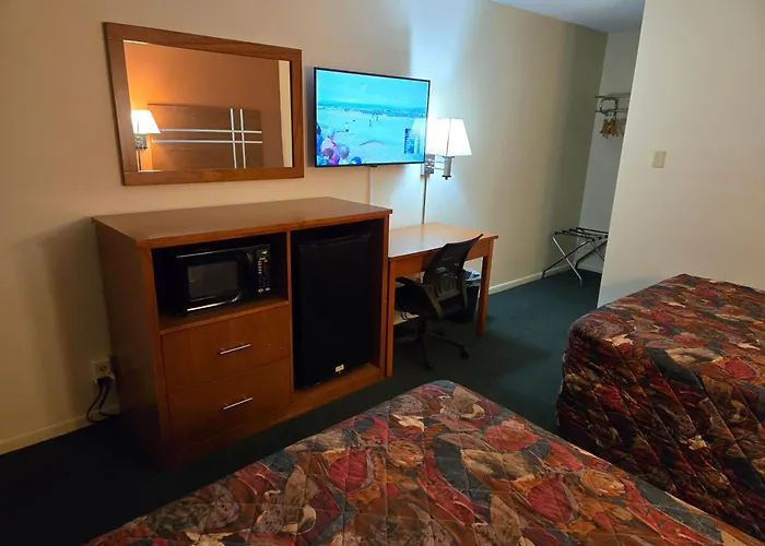 Travelers Lodge Marshall