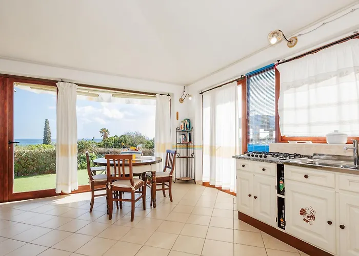 Battistina Holiday Home