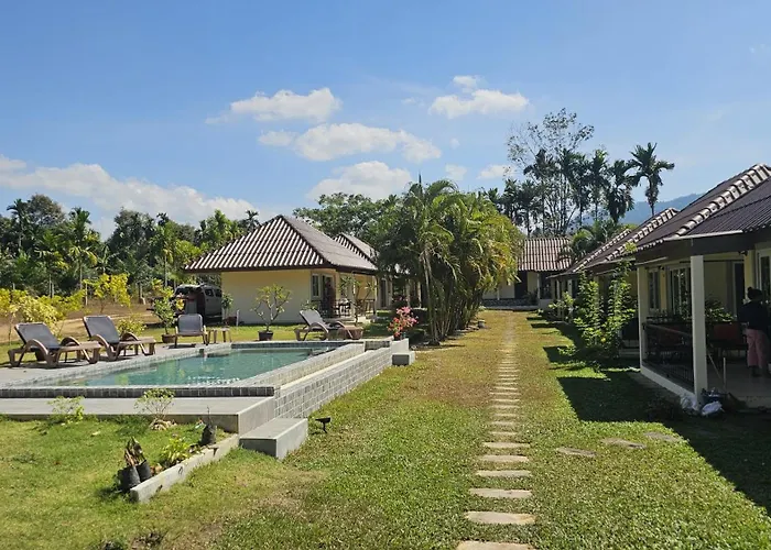 Charpoot Cottage Khao Lak