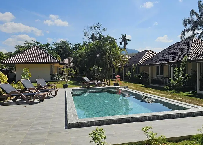 Charpoot Cottage Khao Lak