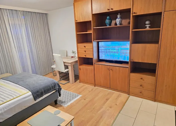 Apartment'S Nr 2, 2-B , 2-C Und 2-D , In Stuttgart Stadtmitte