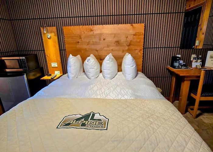 Alpine Lodge