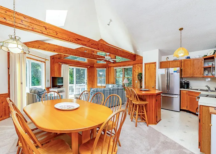 Christie - Duck, Tuckahoe, Soundside, 600 Yds To Beach, Community Pool, Tennis, Pier, Pets Ok, Flex Stays