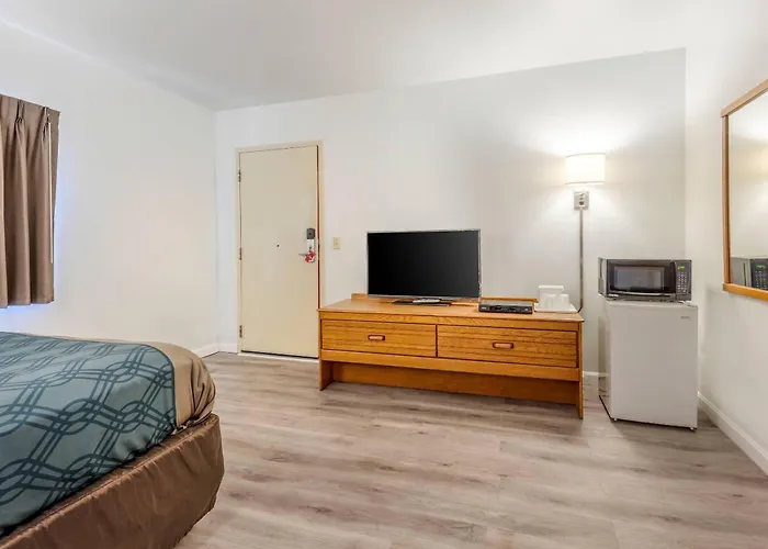 Econo Lodge Saint Albans