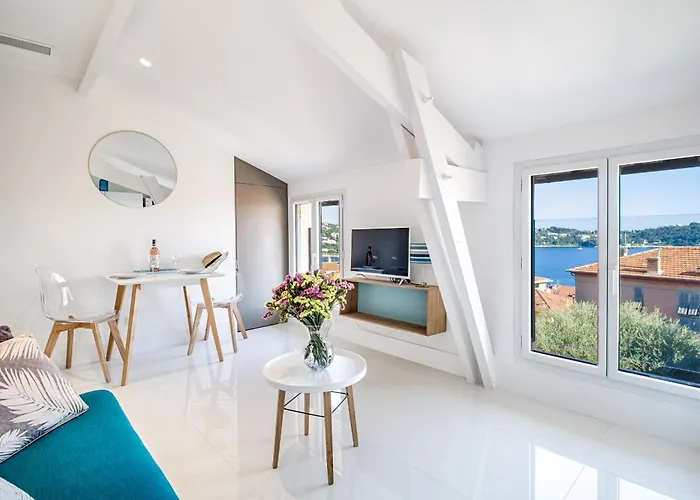New ! Sea View Near A Beach Design Ac
