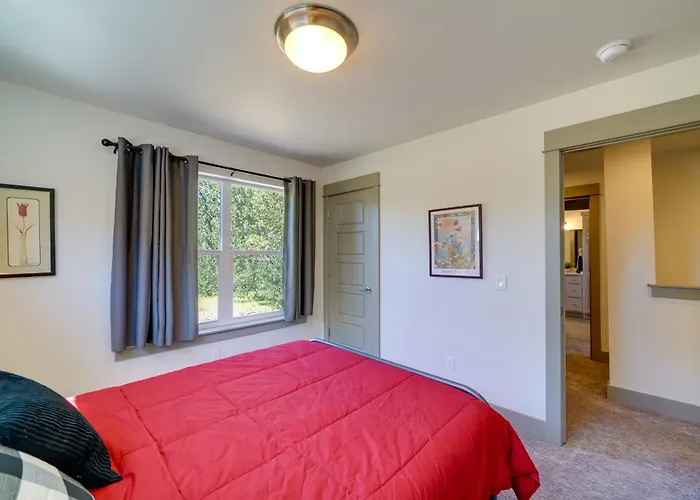 Bozeman Home W/ Deck: Walk To Fishing, Hot Springs