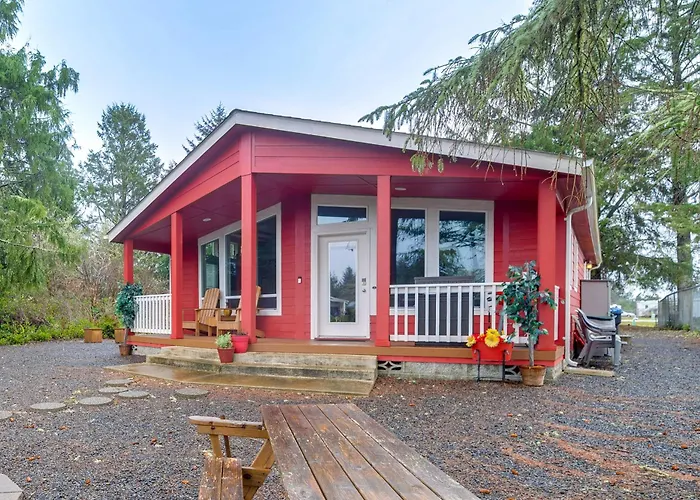 Ocean Shores Retreat W/ Porch & Canal Views!