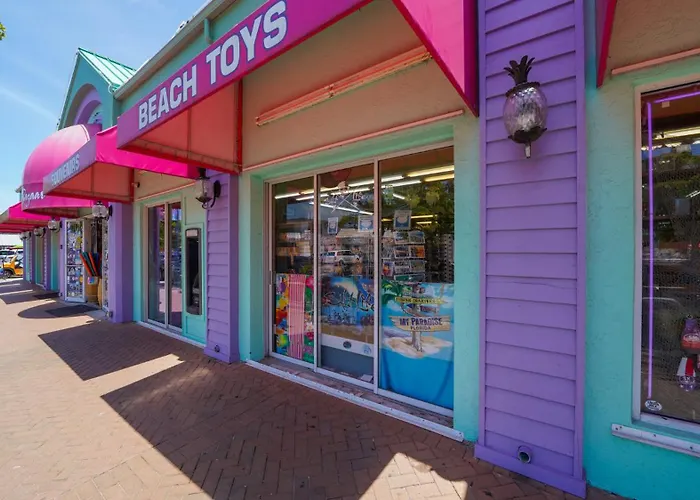 Canal 313 - Right In Siesta Key Village!