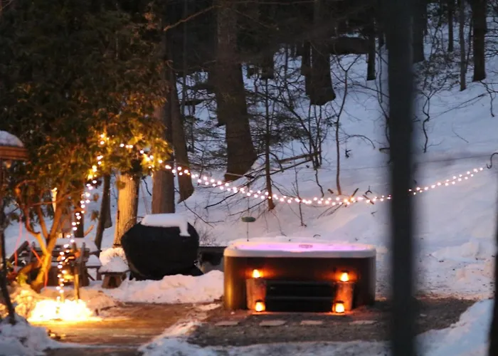Escape In Our Rain-Forest A-Frame Retreat With Hot Tub At The Kairos Cabin