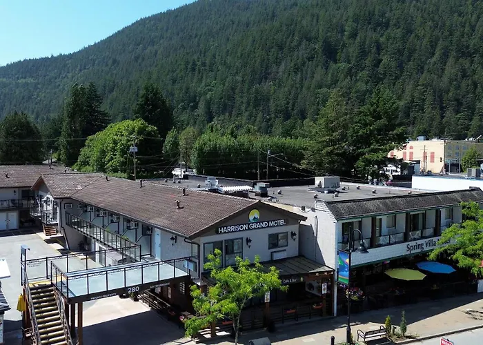Harrison Grand Motel