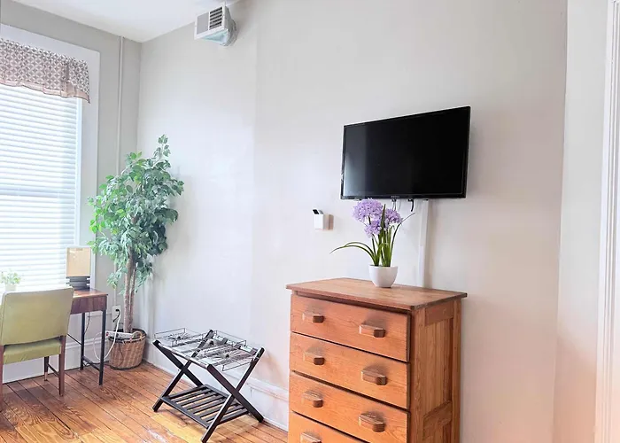 Suite One King Bed 2Tvs Free Parking & Museums