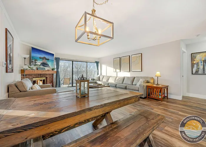 Modern Lake Geneva Condo With Year-Round Views