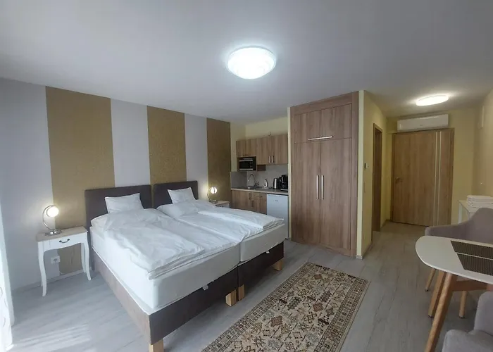 Anton Apartmanhaz
