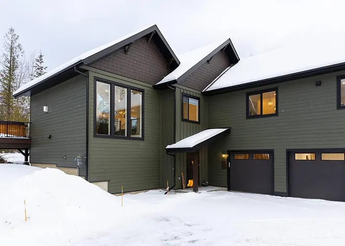 Powder House Chalet By Fernie Central Reservations
