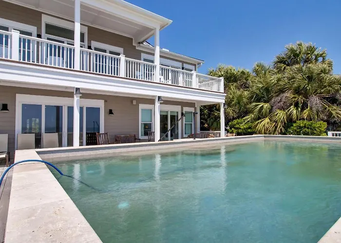 114 Ocean Blvd By Avantstay