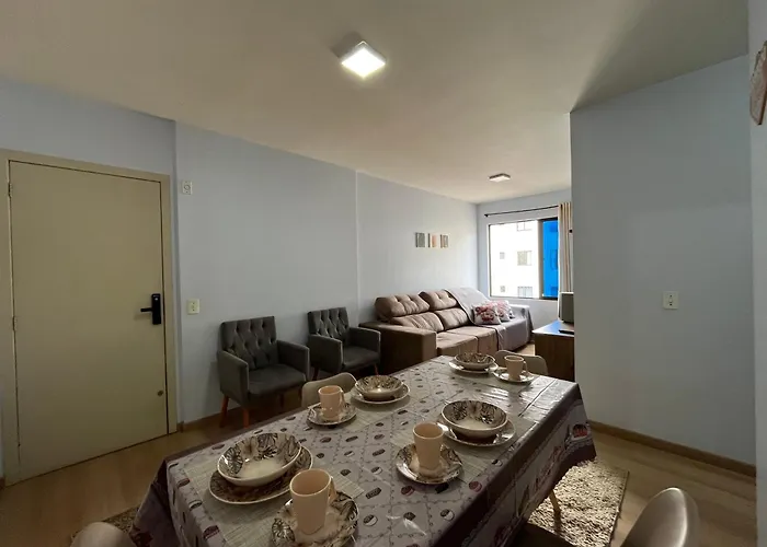 Apartamento Mobiliado com internet no centro