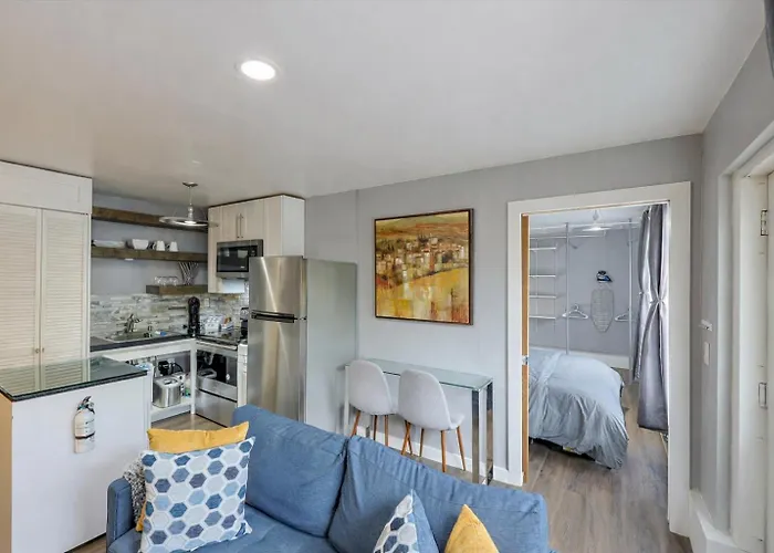 Stylish And Pet-Friendly Apartment In Beacon