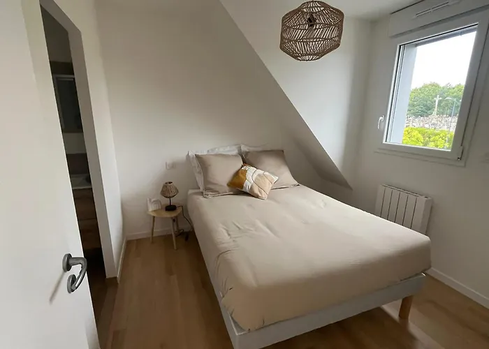 Appartement Confortable A Bruz De 22 M² Avec Parking