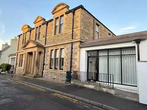 Old Library Apartments - 8B