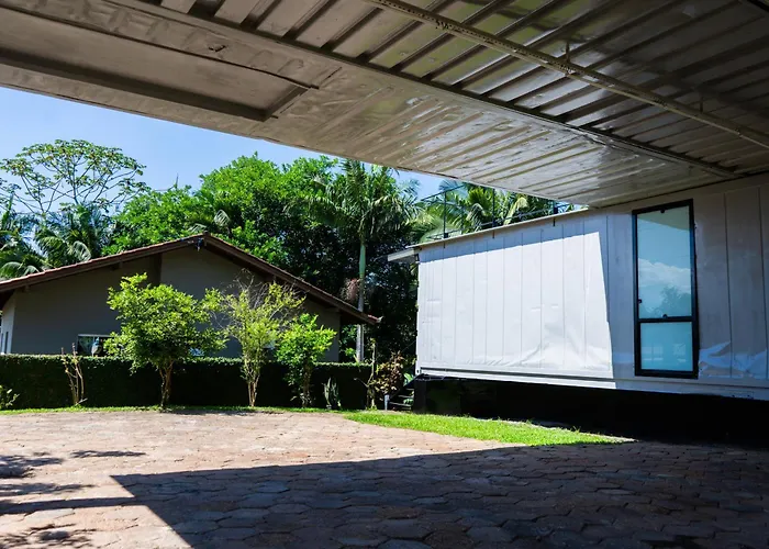 Casa Moderna com Vista