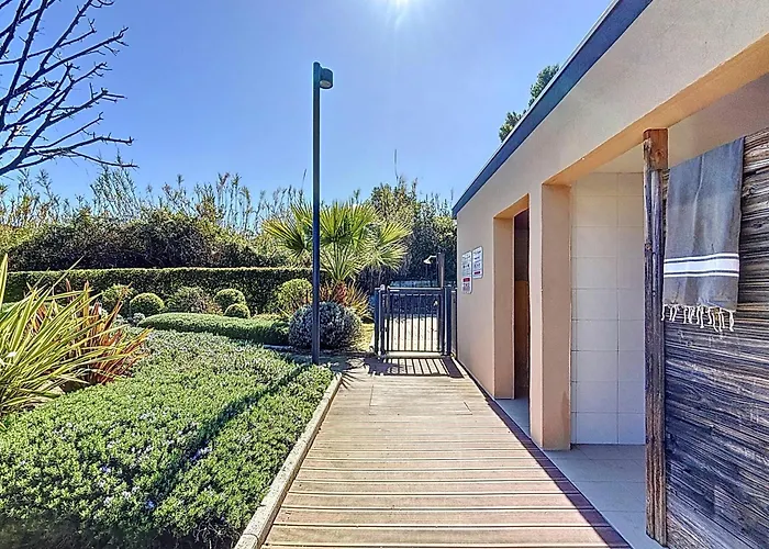 Antibes Private Garden & Pool Beach 2 Km